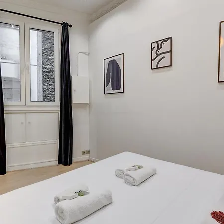 Luxueux Au Coeur Des Champs-elysees Apartment