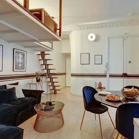 Apartment Luxueux Au Coeur Des Champs-elysees Paris